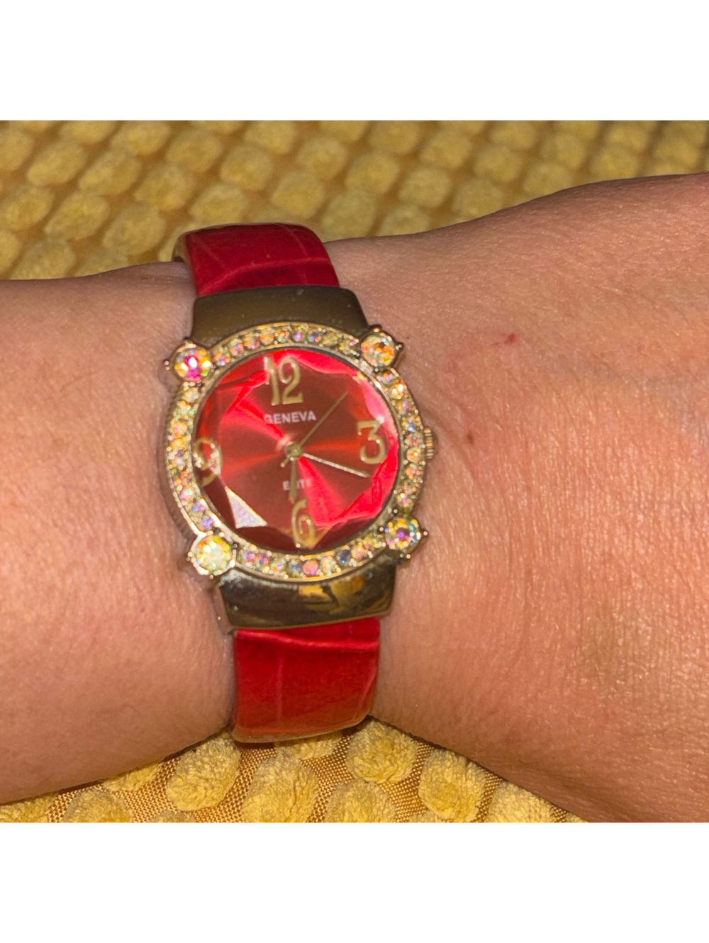 Vintage Geneva Elite 1957 Womens Red Cuff Bangle Watch